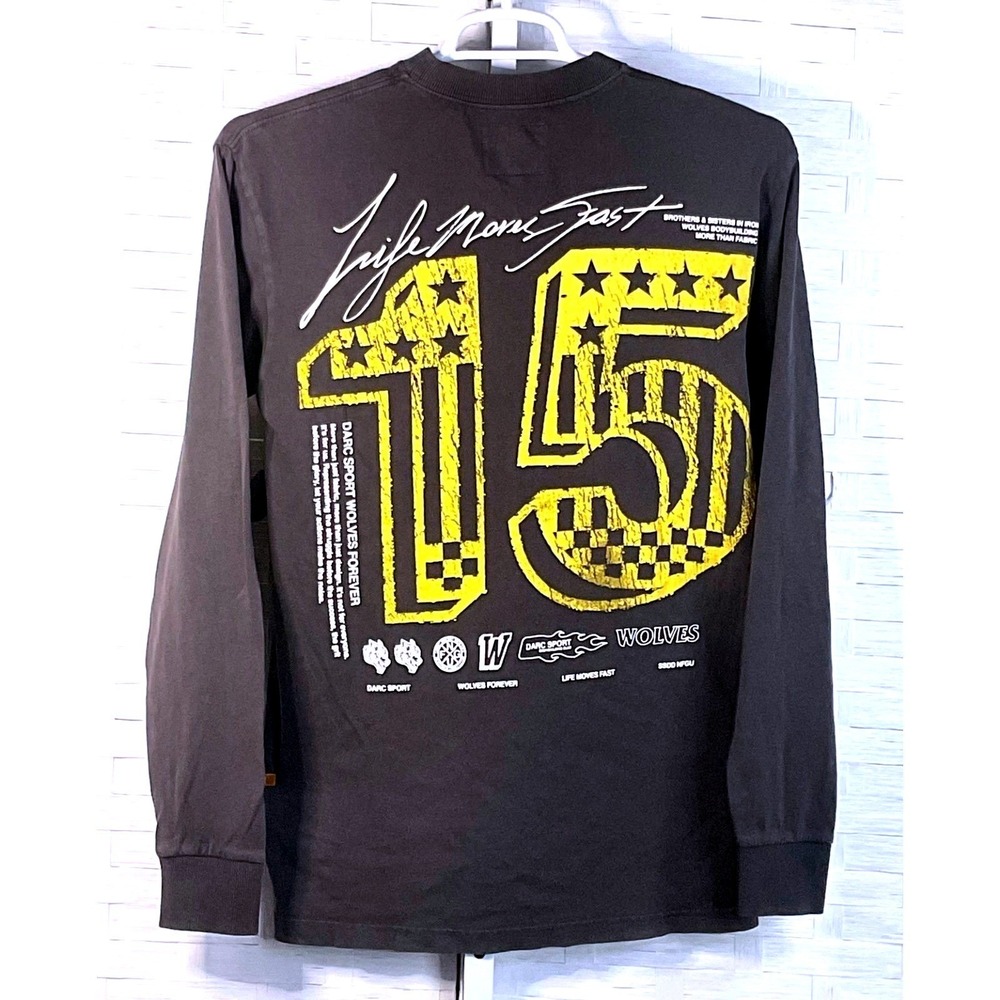 Vintage Darc Sport Life Moves Fast V2 Premium Shirt Mens S Wolf Gray Long Sleeve